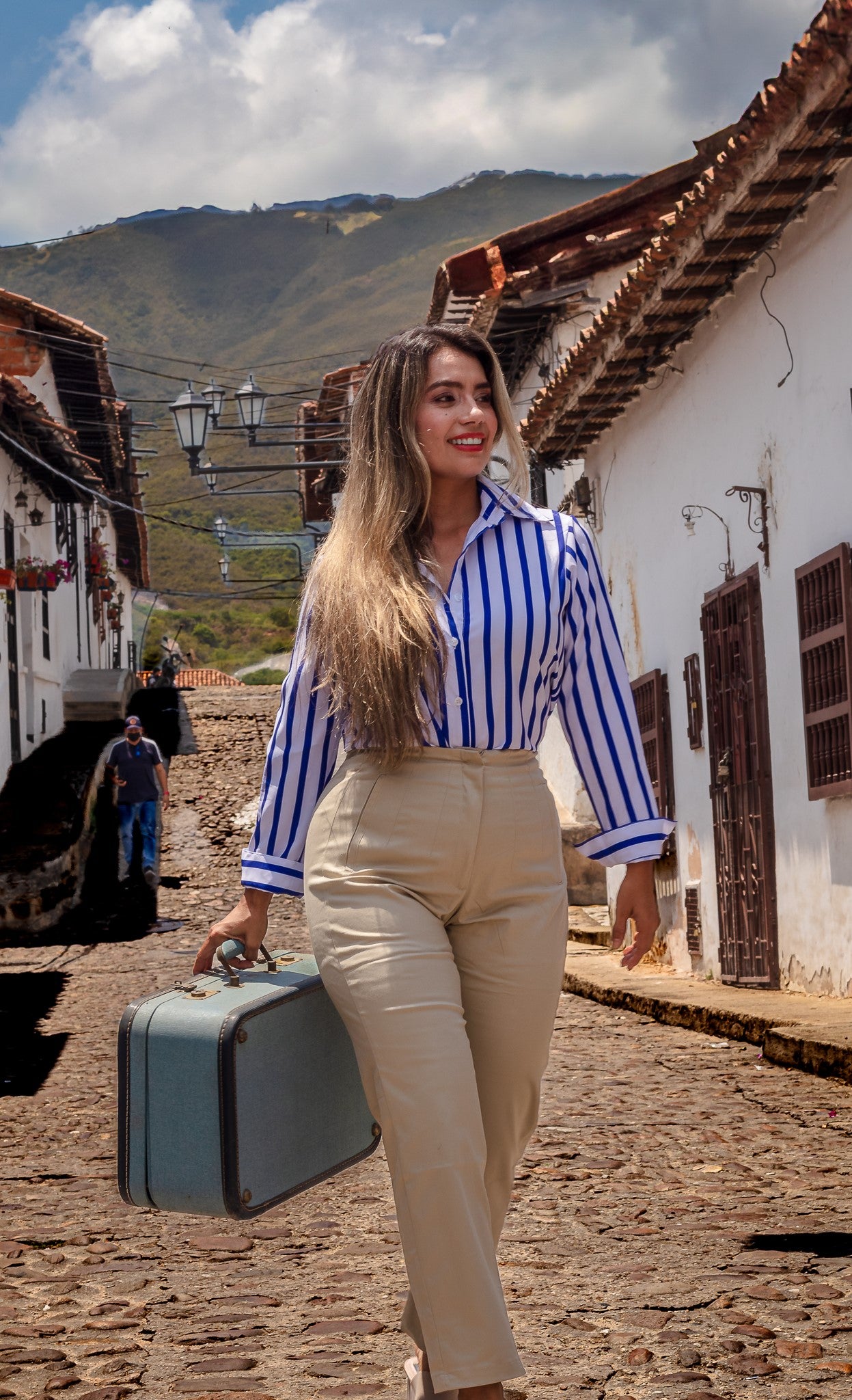PANTALON TIRO ALTO SILUETA DEPURADA