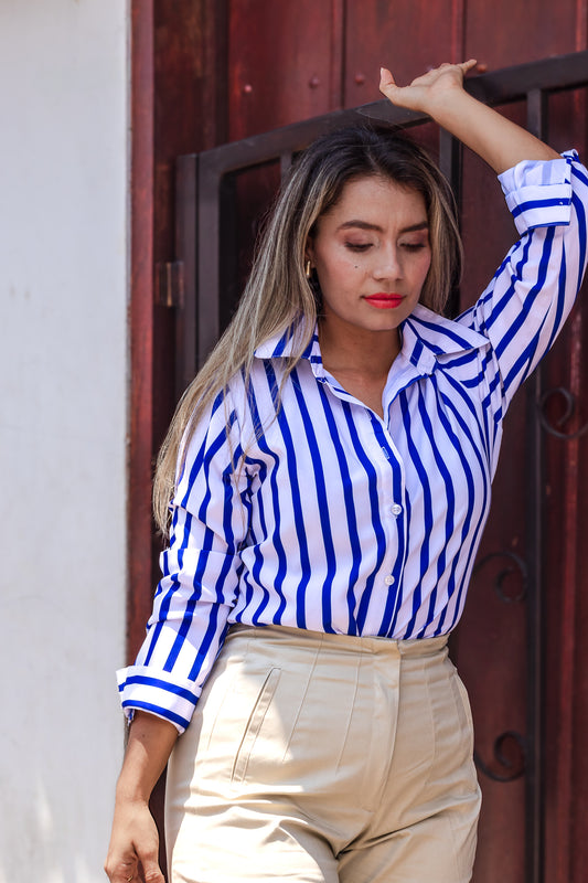 CAMISA SILUETA SEMIAJUSTADA ECO Rayas Azules